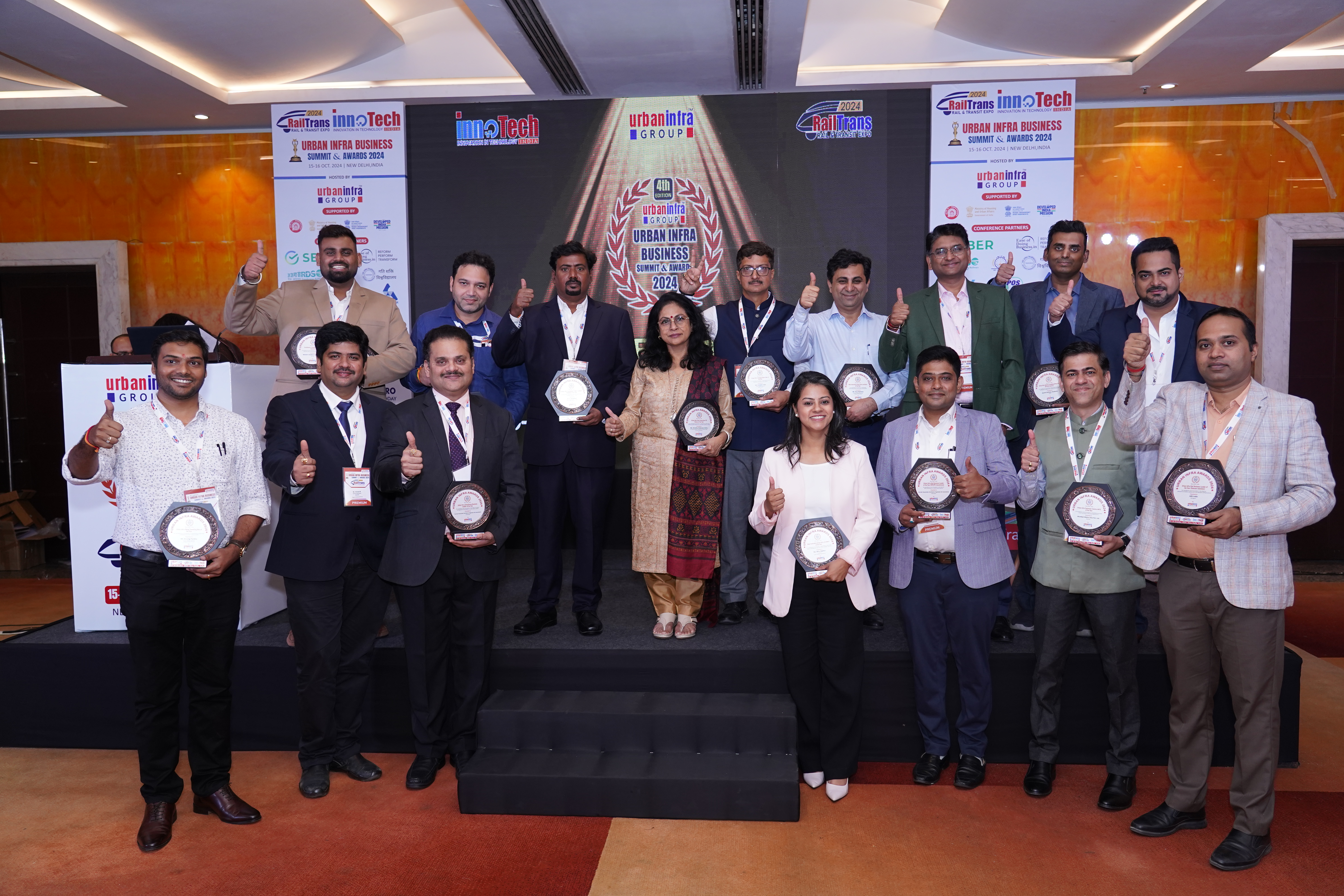Group photo at the Urban Infra Business Summit & Awards 2024 in New Delhi